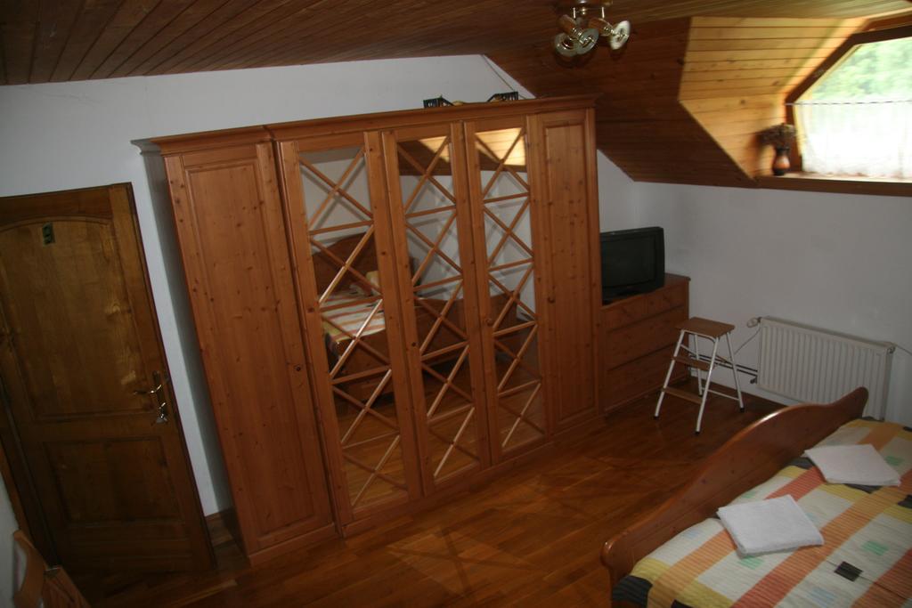 Guest House Kveder 슈코퍄로카 객실 사진