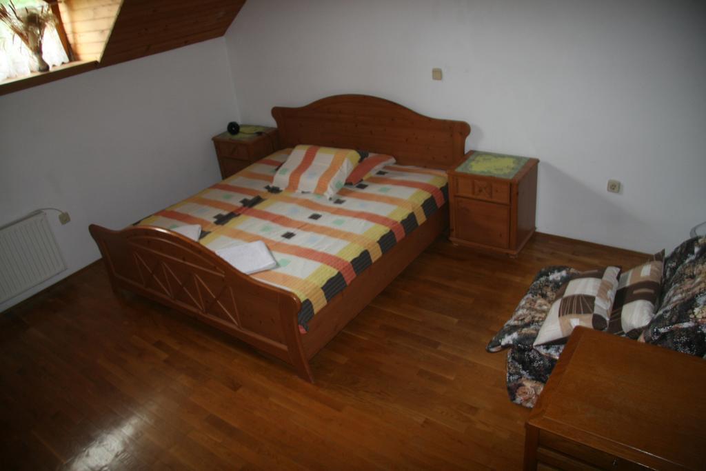 Guest House Kveder 슈코퍄로카 객실 사진